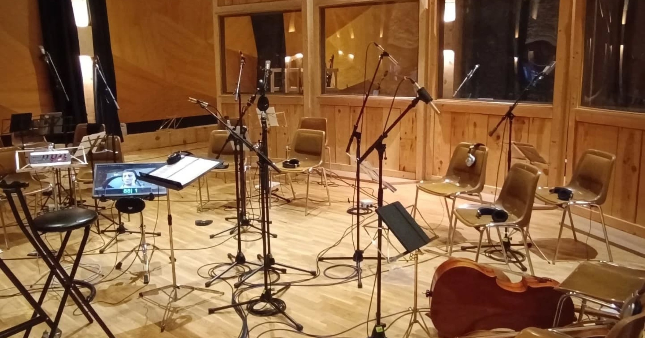 studio recording of la ultima campanada